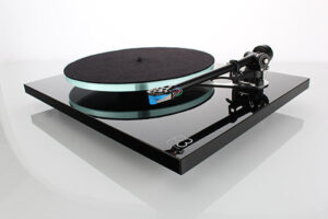 Rega Planar 3 Turntable + No Cartridge