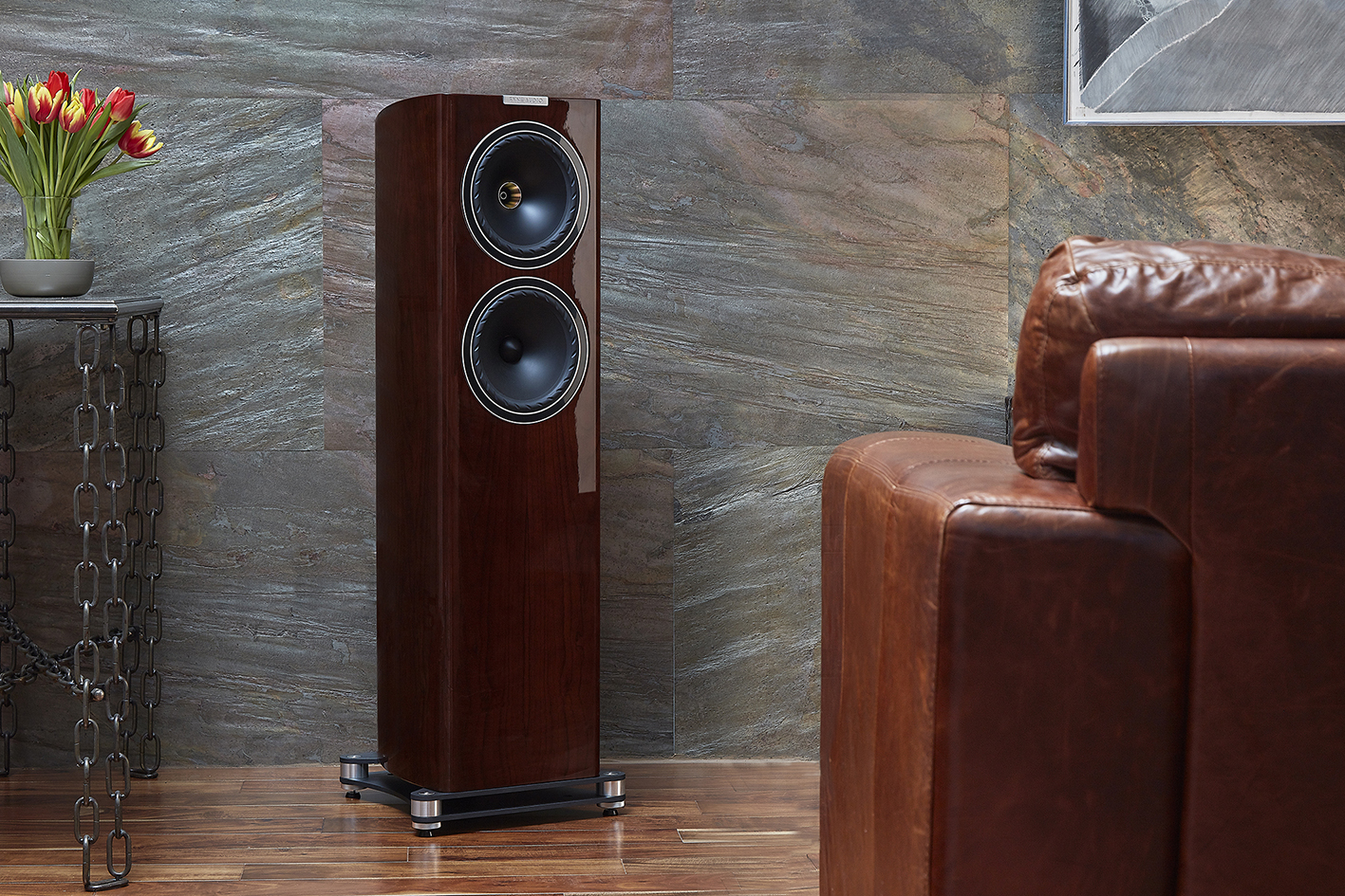 F702-Lifestyle-Walnut-Goff