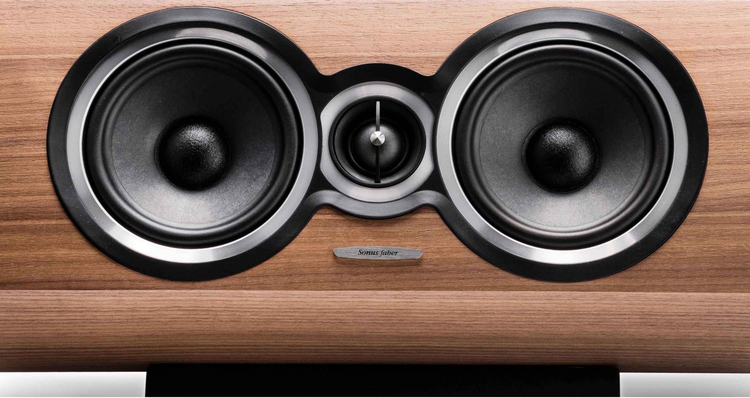 sonus_faber_sonetto_center_i_wood_3