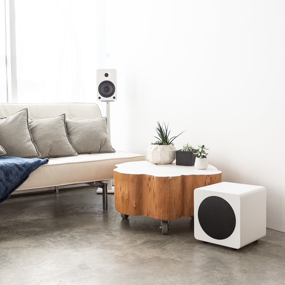 SUB8VMW_LivingRoom.jpg