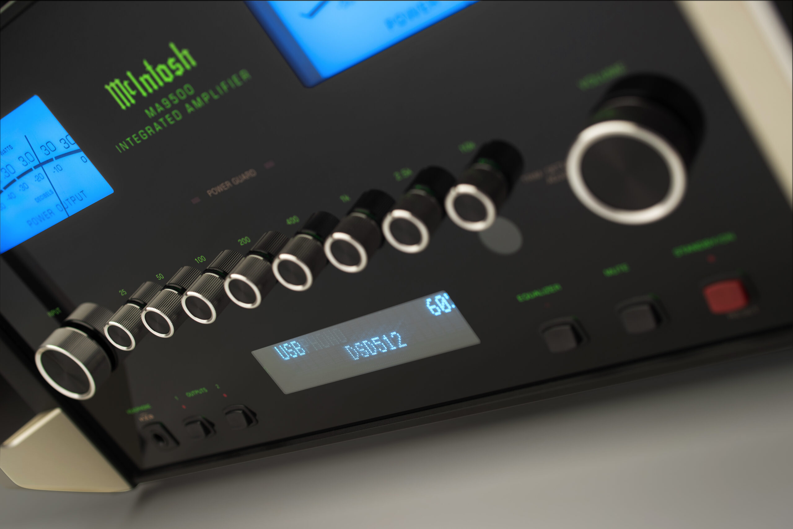 MA9500 Angle Right Close Up background USB hi res