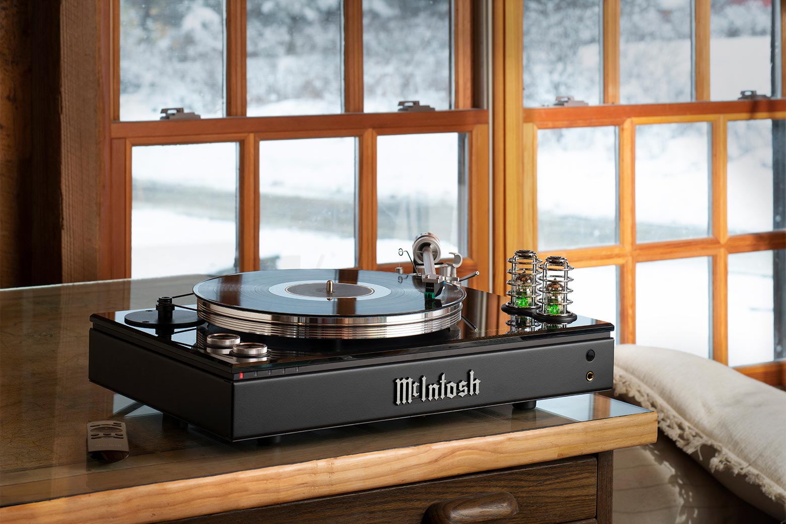 MTI100 Lifestyle Window 2021